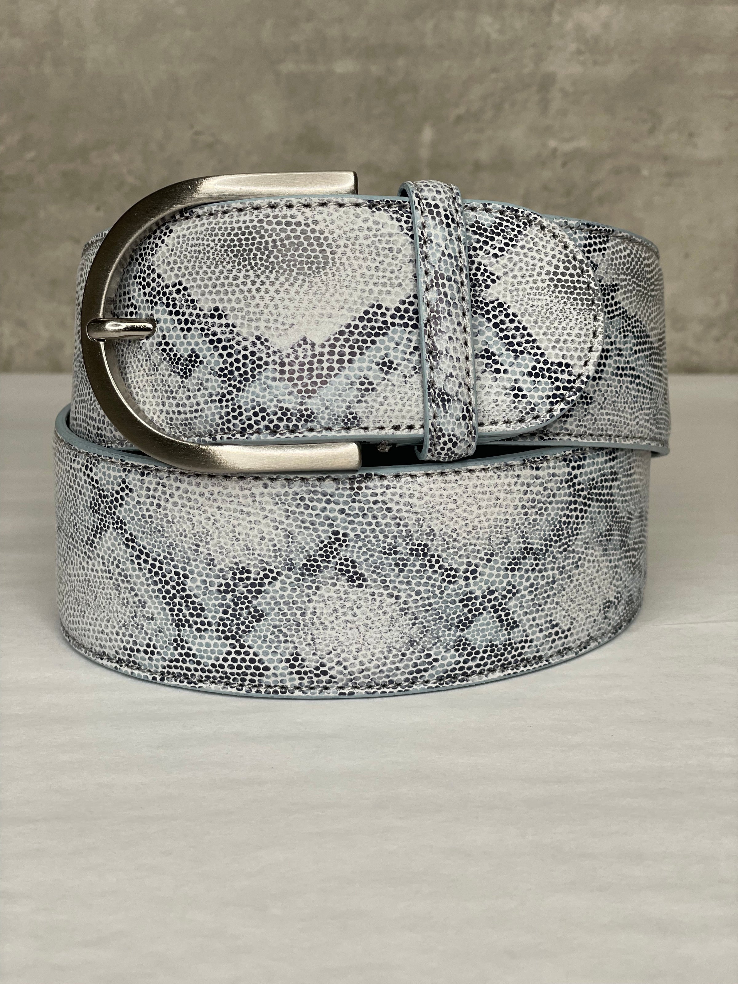 The Tailored Sportsman Tan Snake Print Leather Belt Genuine Rattle Snake Ranger Belt With Water Buffalo Billets  main image 4